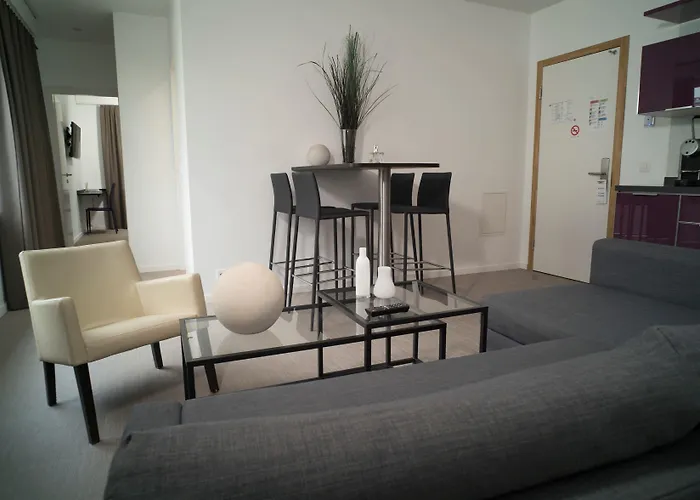 أبارتهوتيل 46 أيه